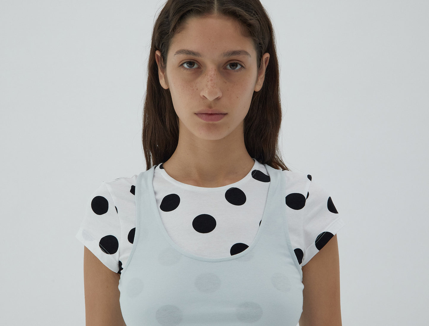 no 2463 / Loana
