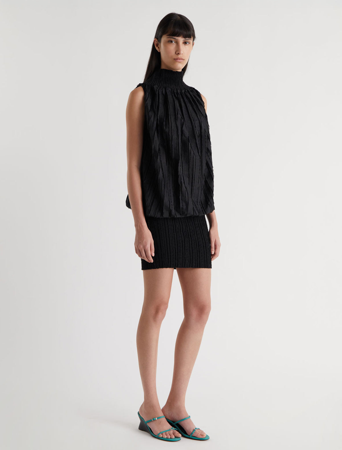 Mapo dress short high neck dress fitted hem black