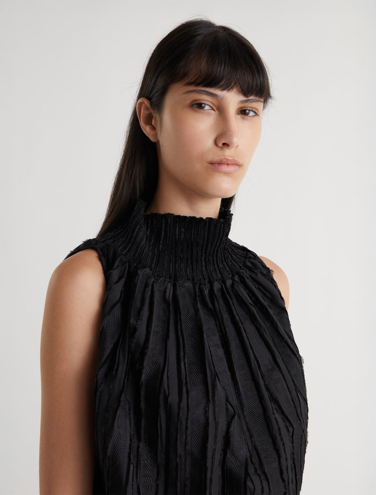 Mapo dress short high neck dress fitted hem black