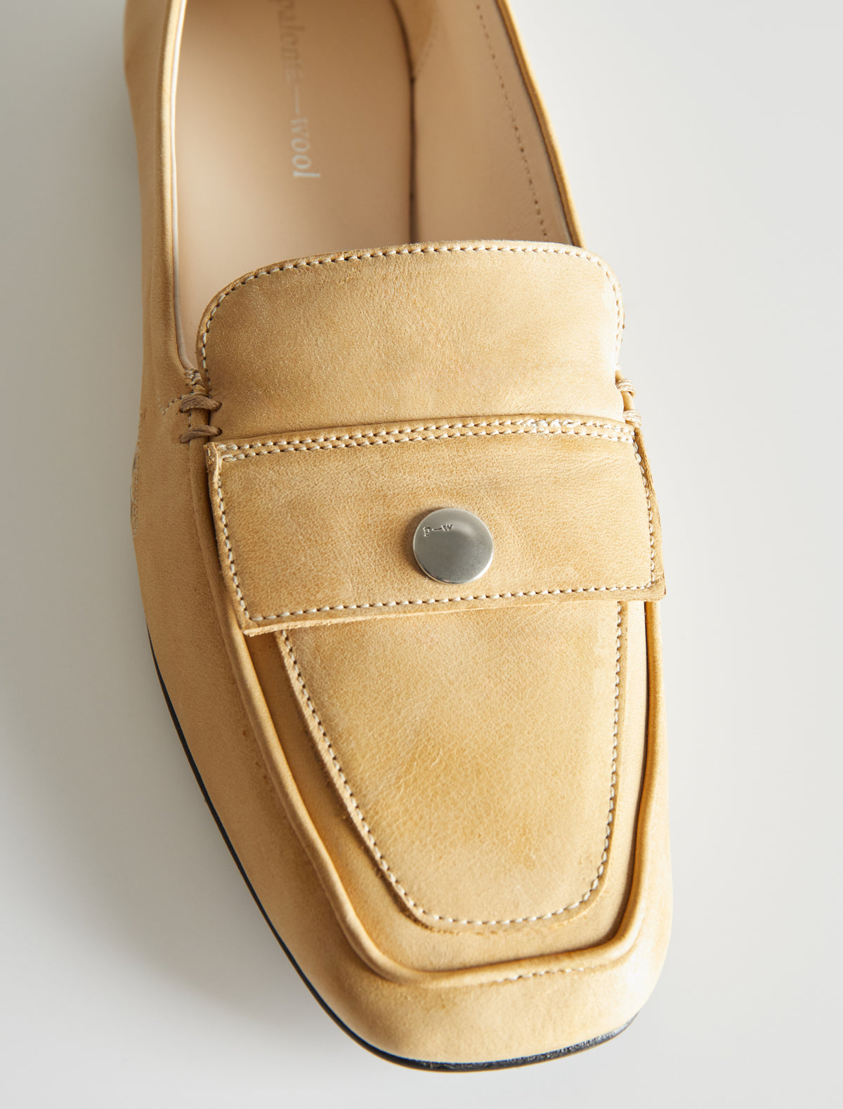paloma wool ファー付きウェッジローファー MICAELA POCKETS-Beige lined leather loafer with a pocket detail on