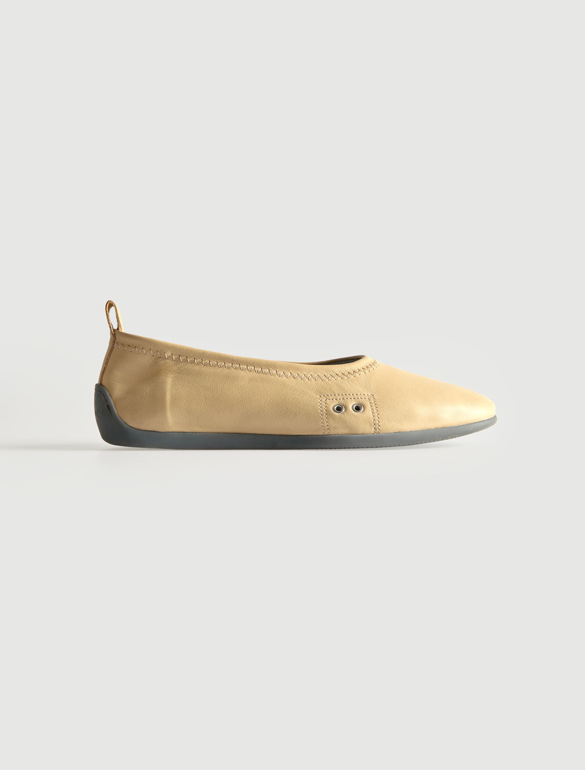 Miles iii ballerina style version miles sneakers beige