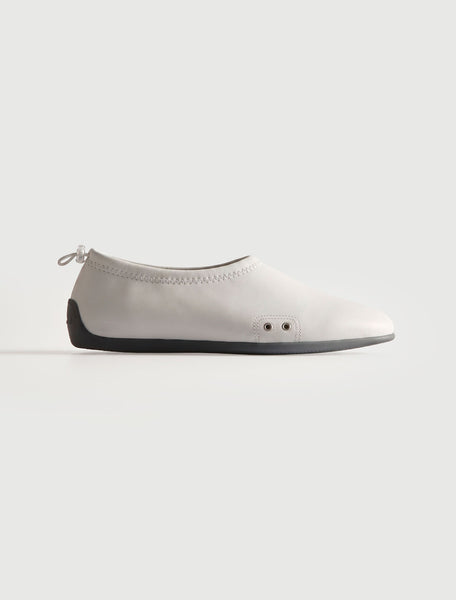 paloma wool フラットシューズ MILES II-Off-white water shoe–inspired version of our Miles