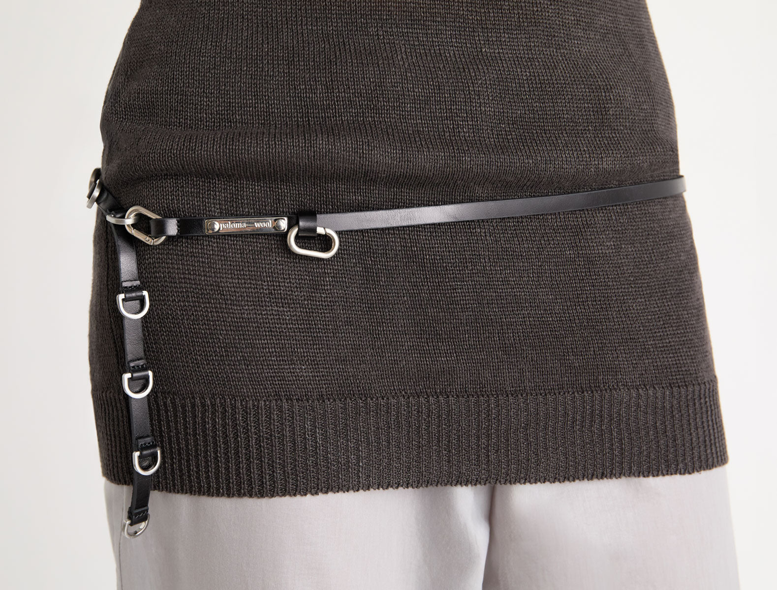 NORA-Black extra-slim belt with a carabiner and metal D-rings