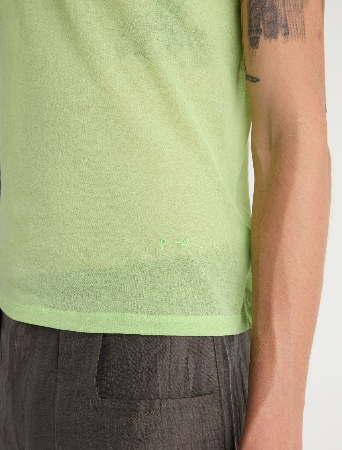 Omu b short sleeve crewneck t shirt green