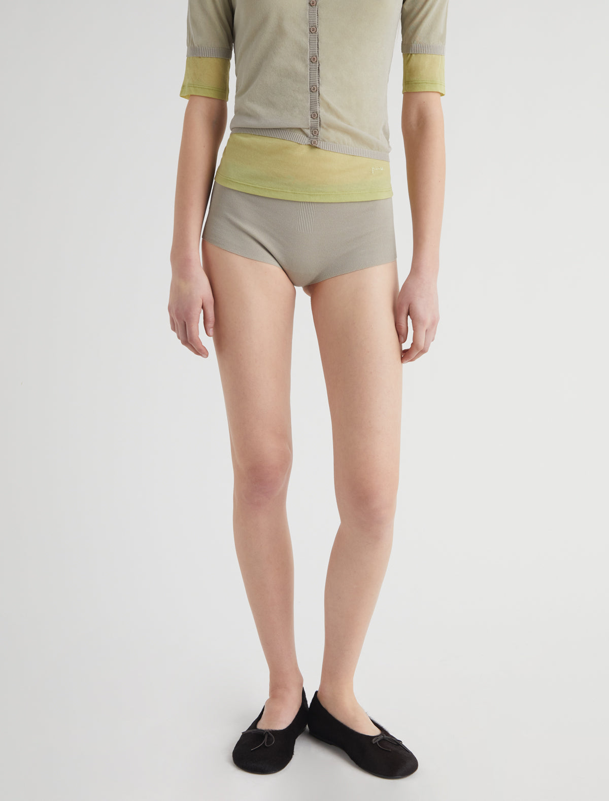 PAI PAI-Beige low-rise knitted shorts made from a cotton-silk