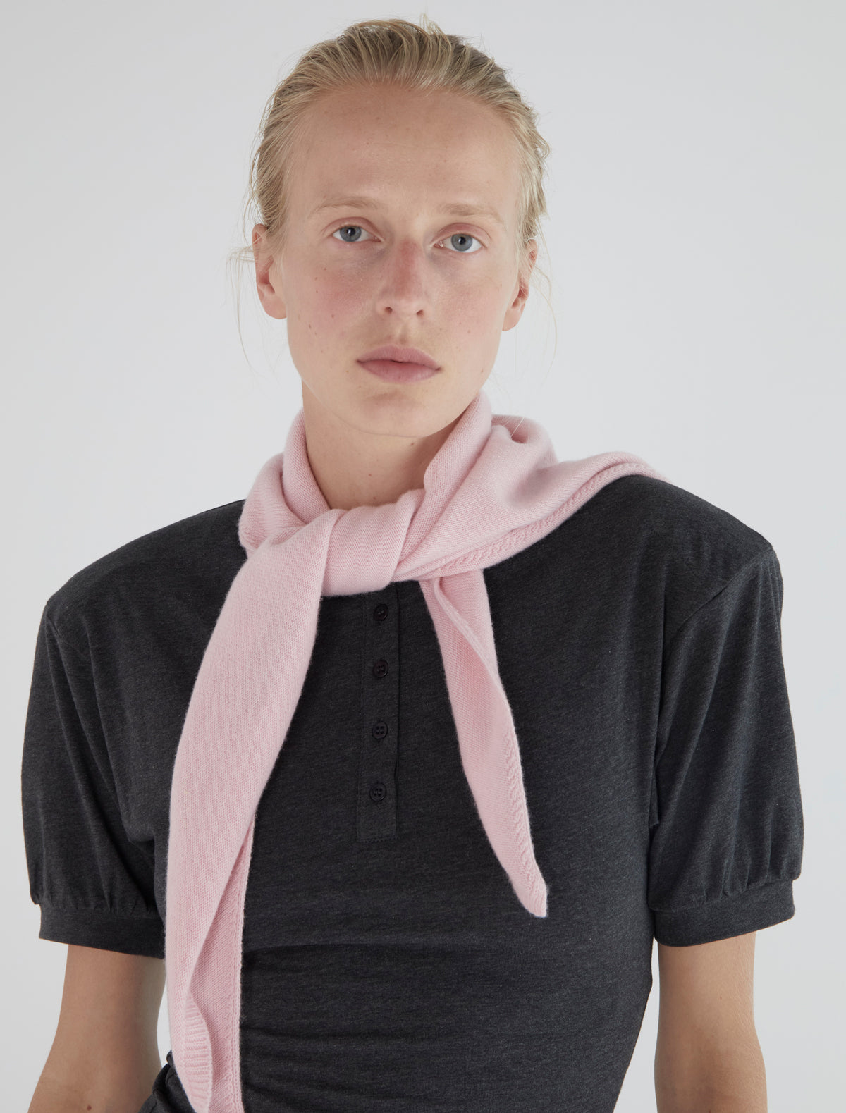 Prima soft warm wool triangle scarf softpink