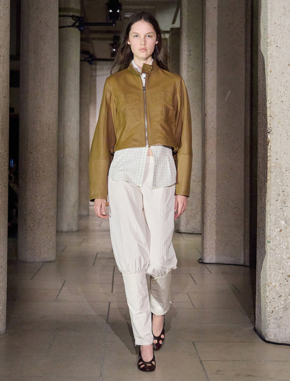 ALINE- Cropped length leather jacket with mini chest pockets