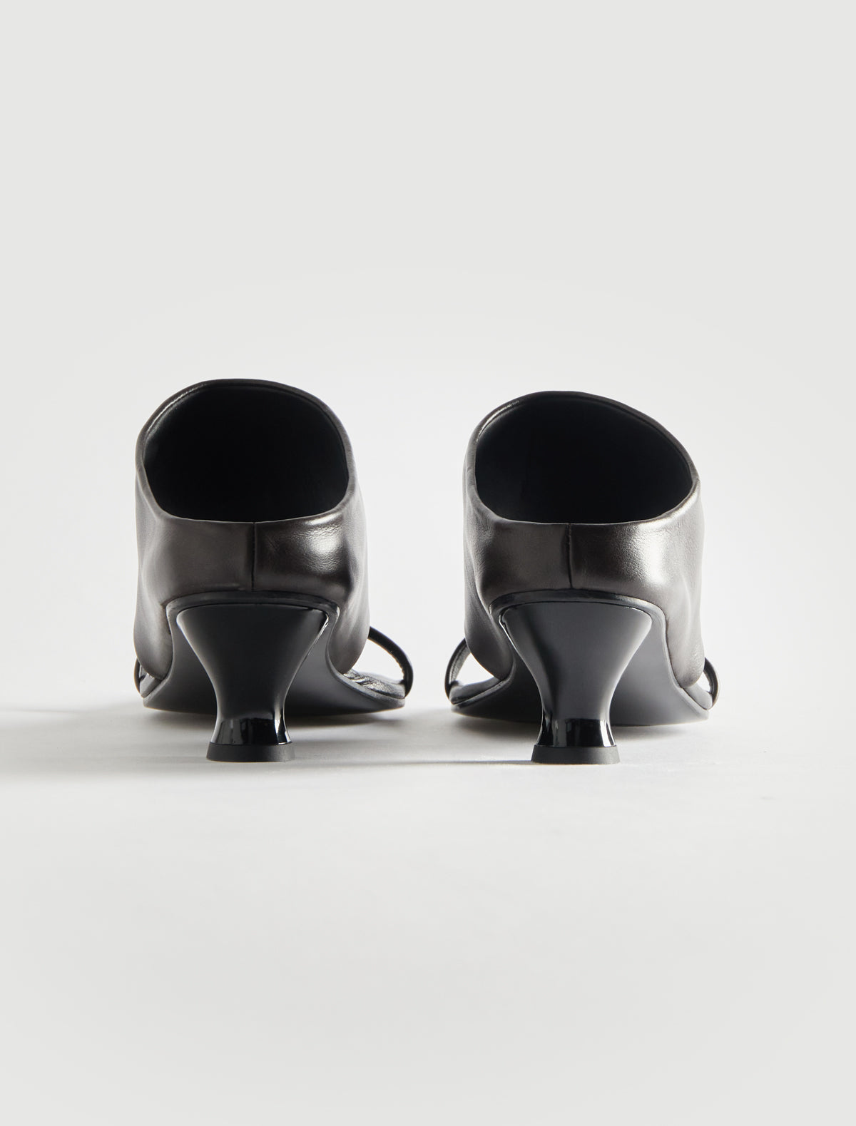 Roberta double strap sandal thin toe strap wide vamp strap brown