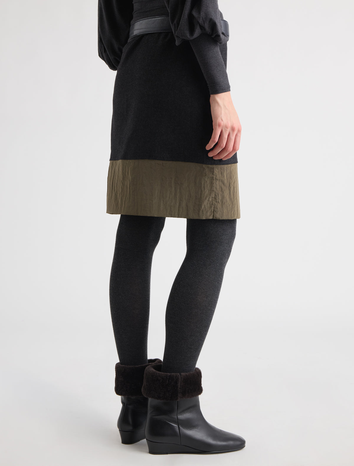 no 3154 / Short Ivana