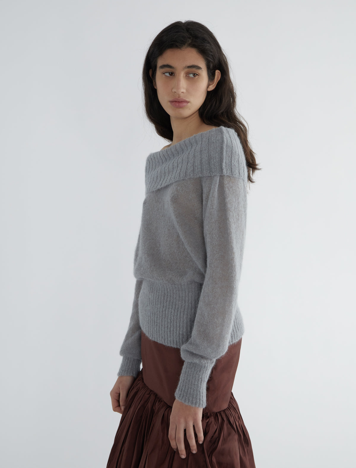 SOFRE-Light grey high-neck ribbed sweater with an open neckline