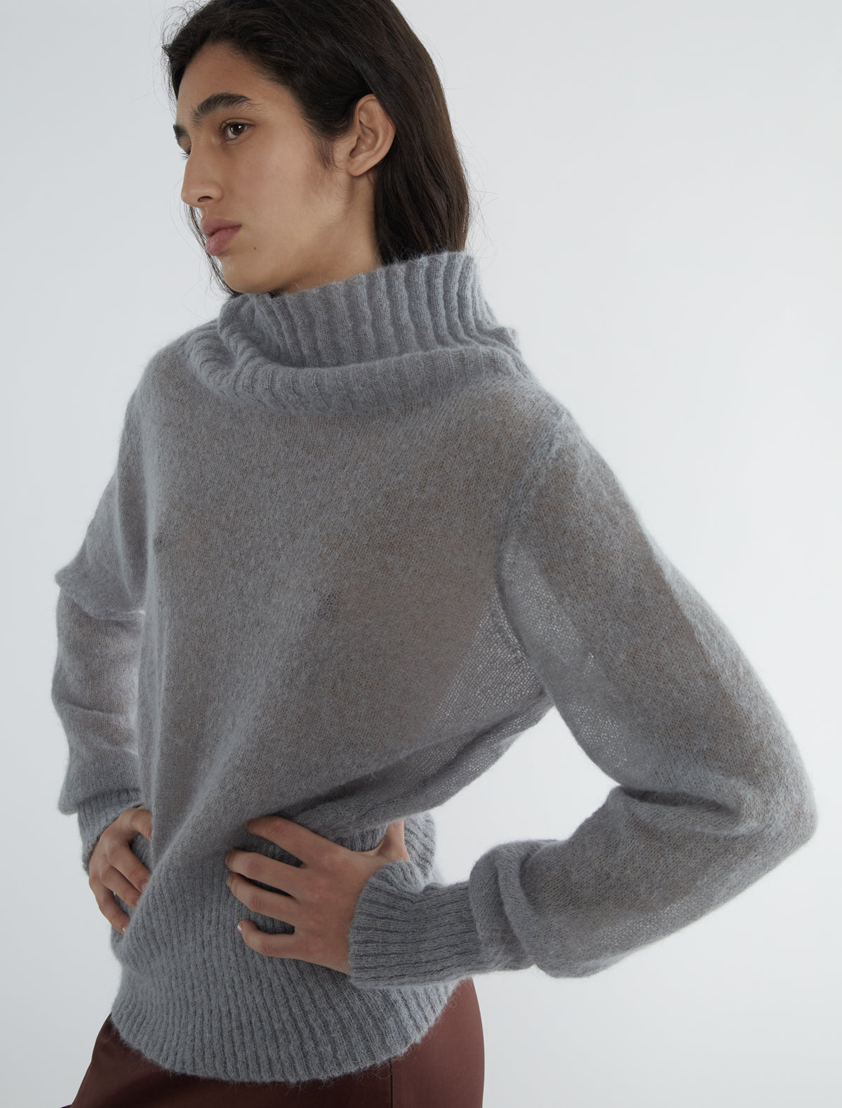 SOFRE-Light grey high-neck ribbed sweater with an open neckline