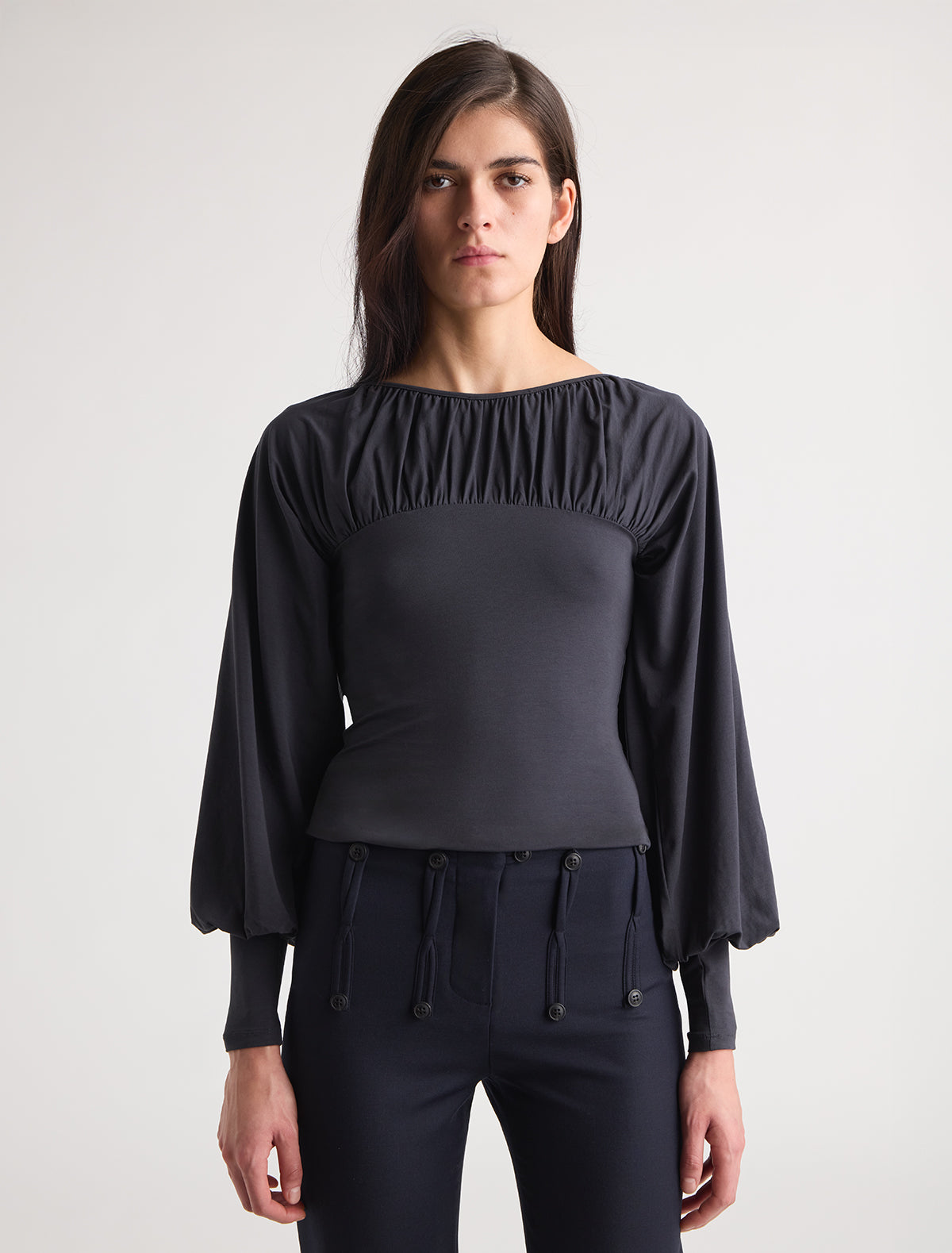 Tapioca long sleeve top fitted body voluminous sleeves black