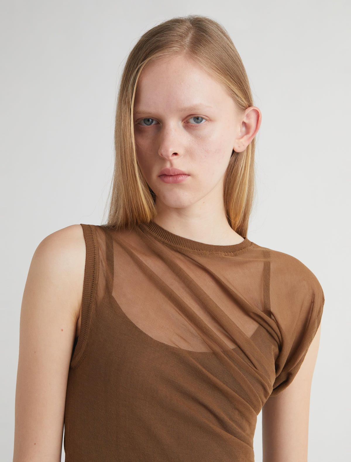 paloma wool ブラウン ホルターネック タンクトップ MOPIT-Brown halter cupro top – paloma wool