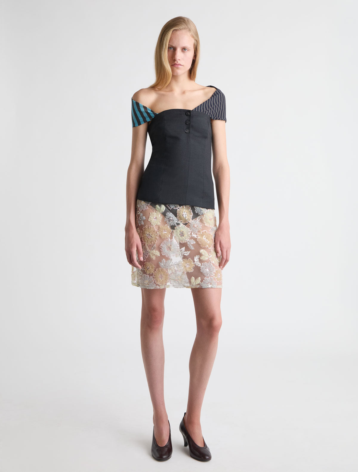 Yusi bandeau top small buttoned opening removable wool knit layer extending darkgrey