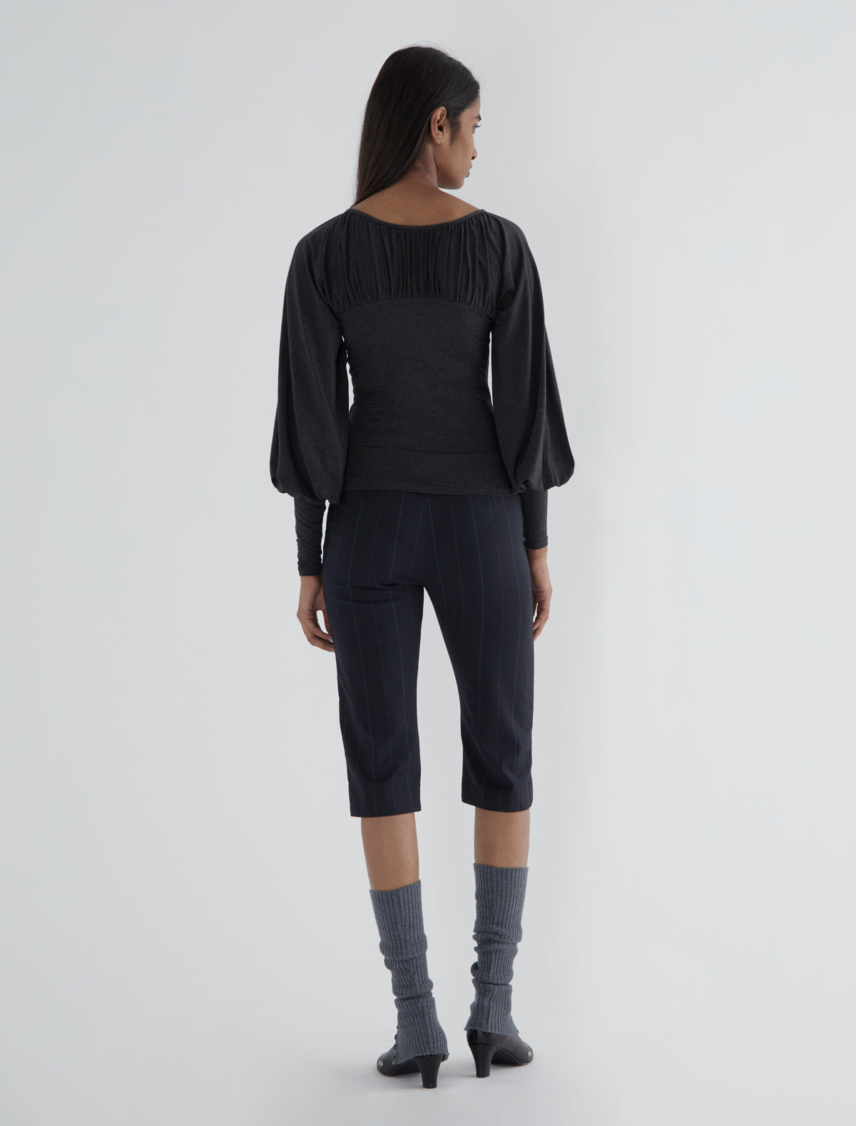 Tapioca long sleeved top fitted body voluminous sleeves