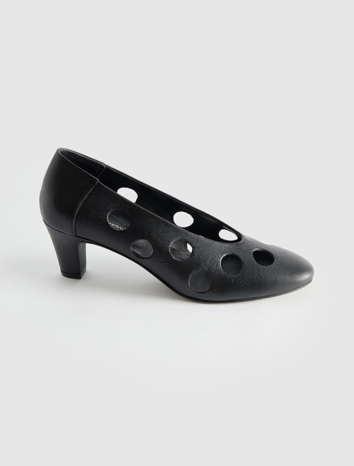 Uma dot pump perforated leather polka dot pattern black