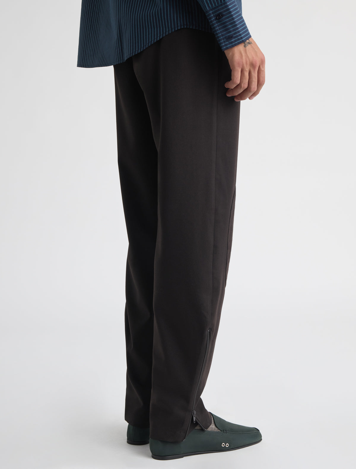 no 2869 / Micaela B