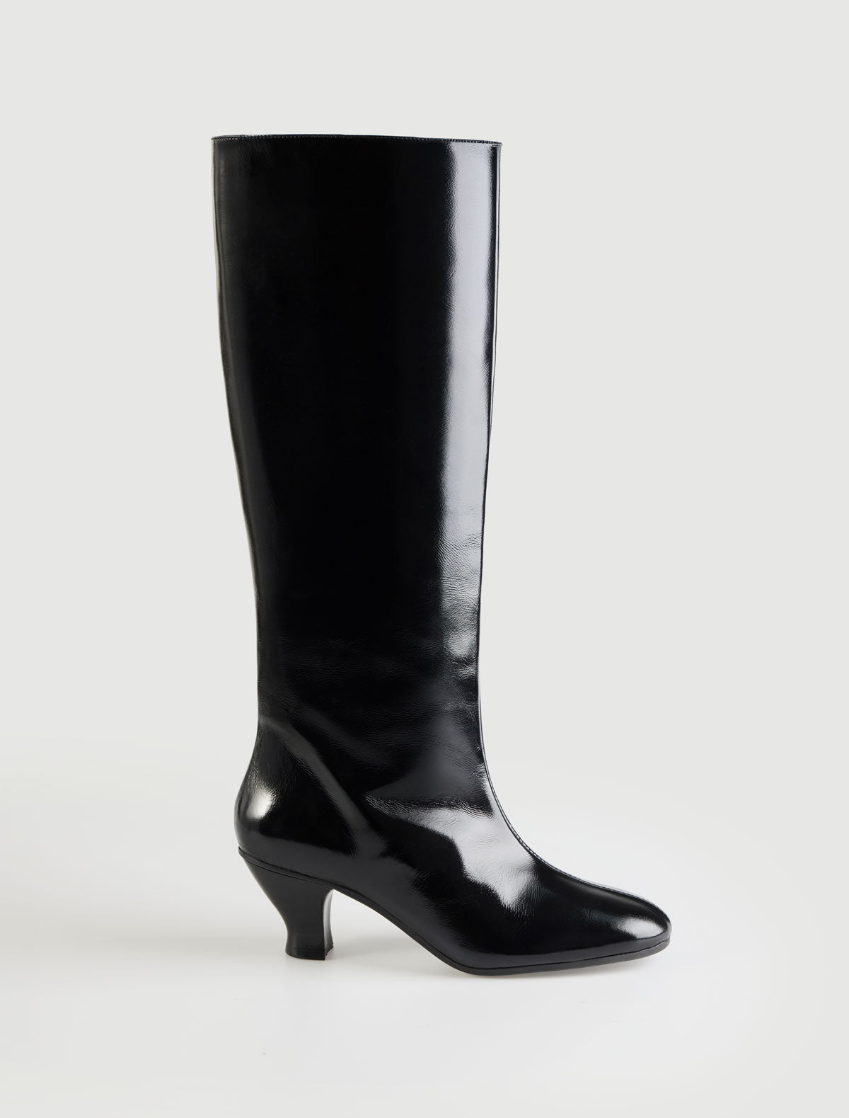 Cecilia leather boots heel painted contrasting color darknavy