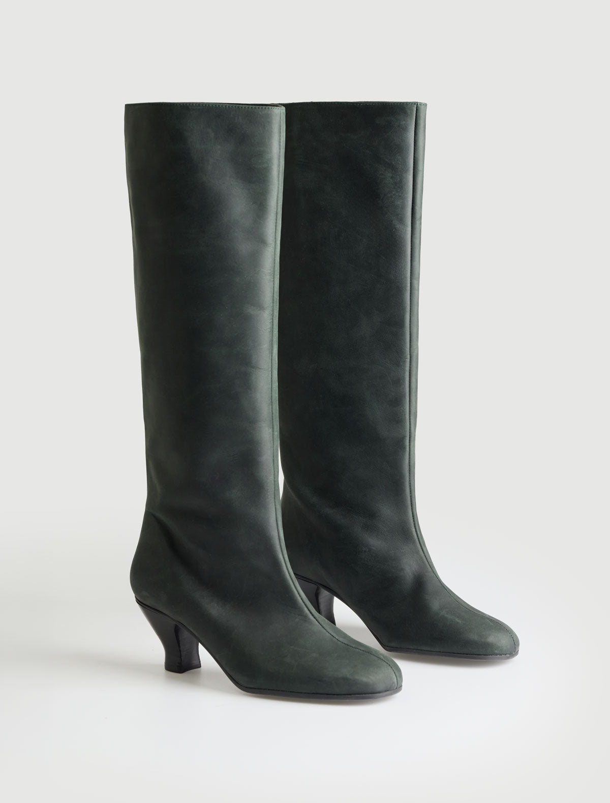 Cecilia leather boots heel painted contrasting color green