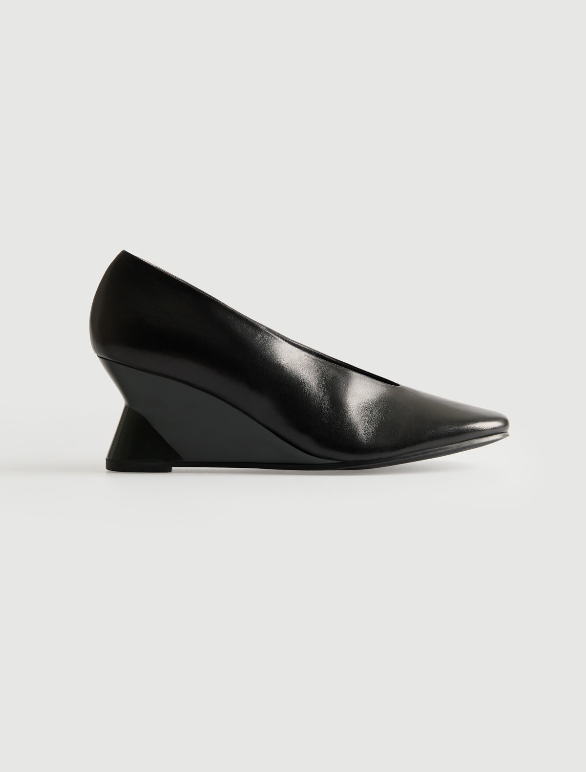 Jacinta pump negro