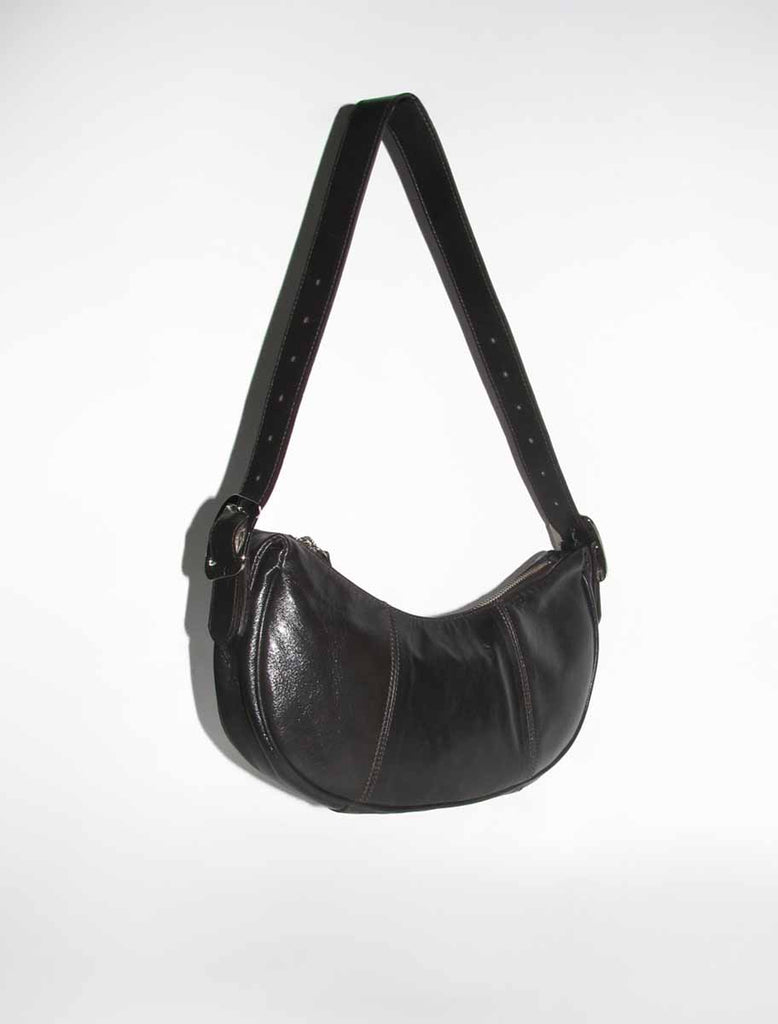 BEAN- Brown leather bean shaped bag with embossed paloma wool logo