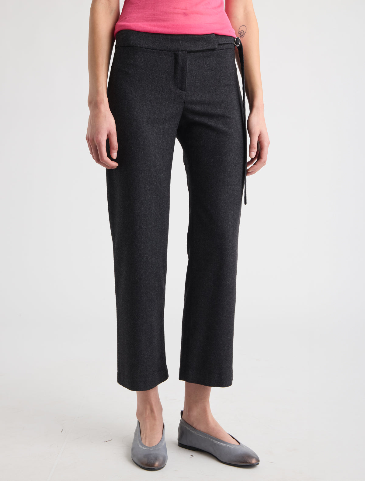 Bigas gris oscuro aw26