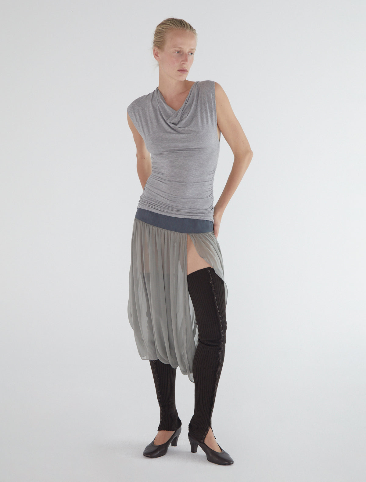 Long prior ribbed leg warmers brown