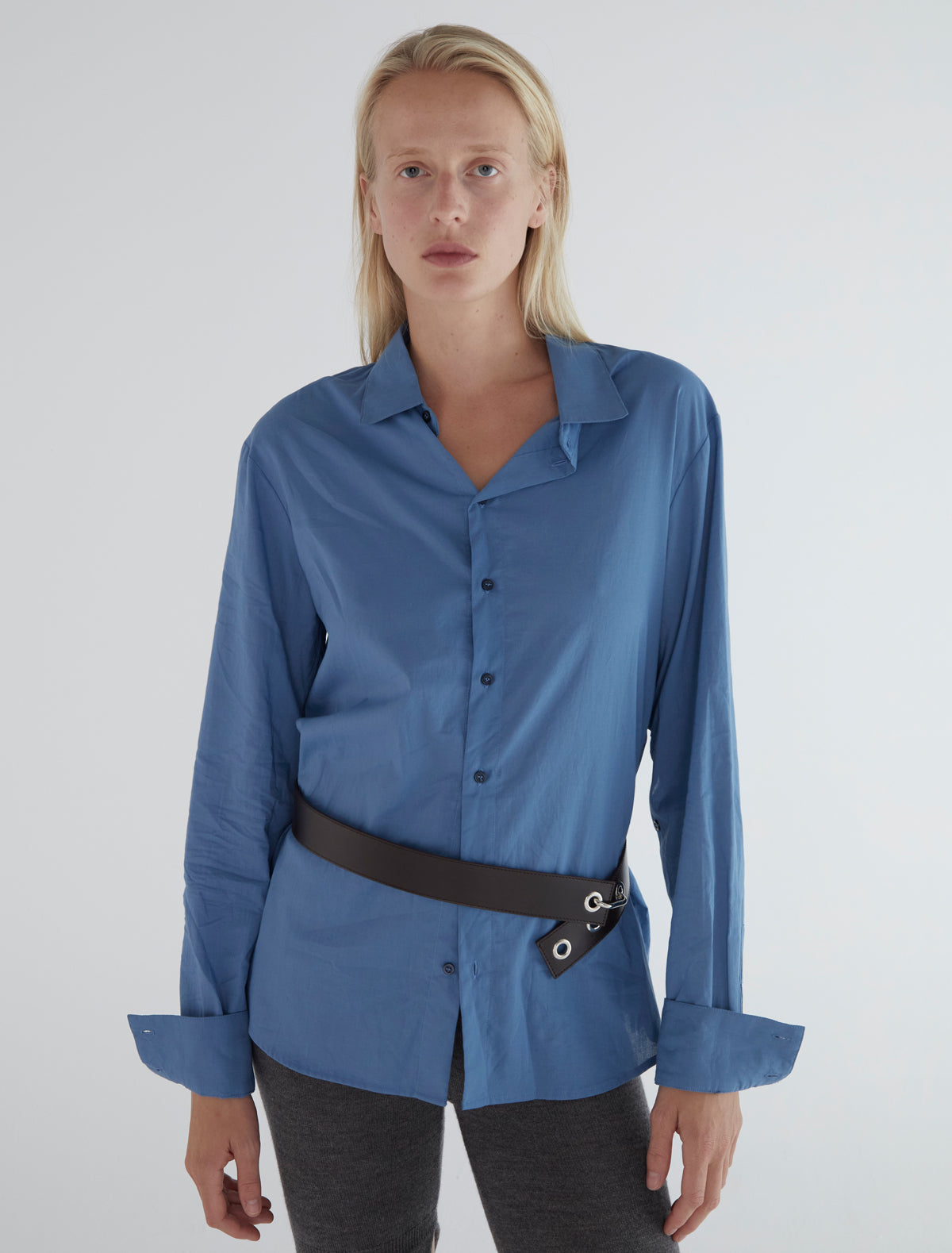 JULI-Azul Intenso – paloma wool