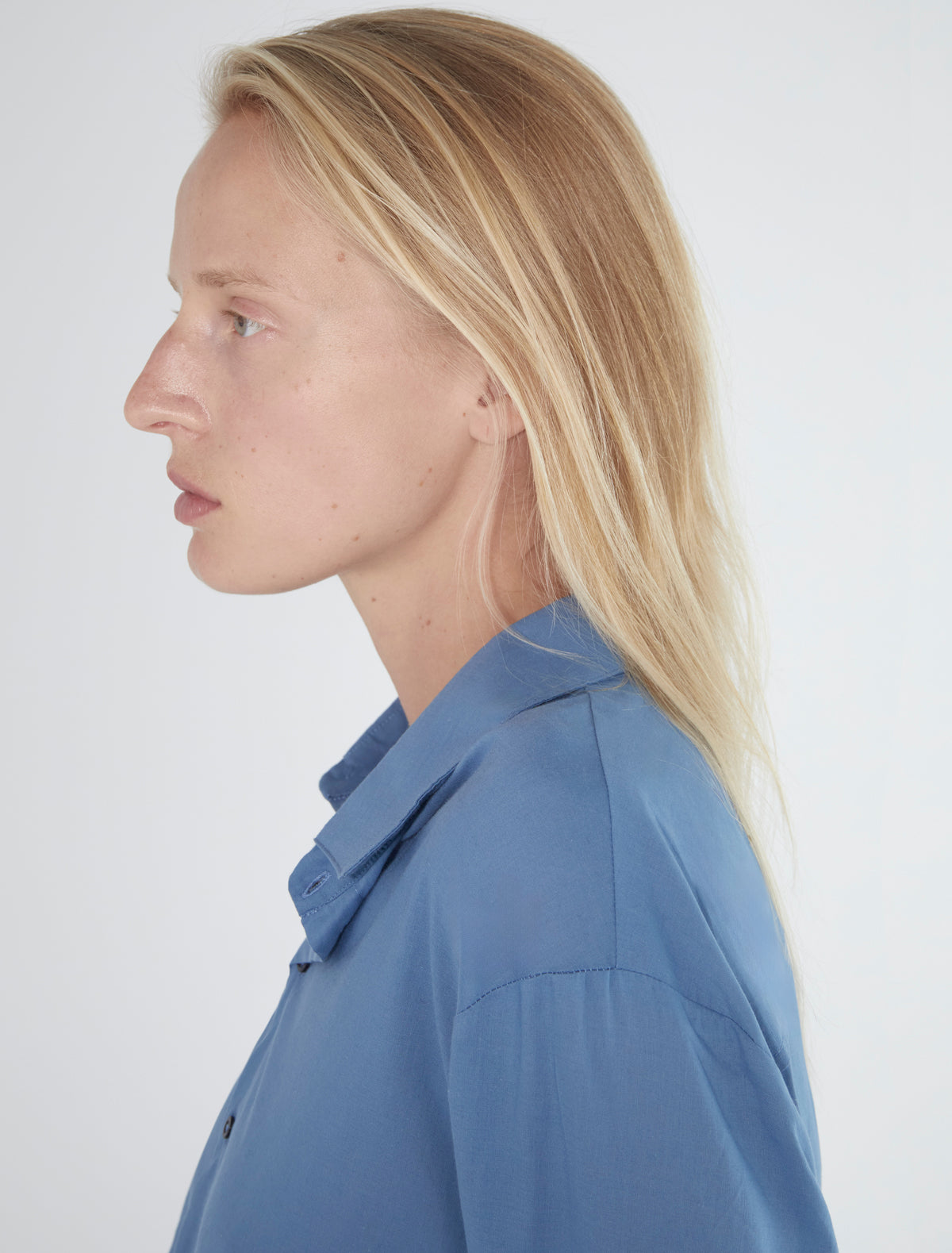 JULI-Azul Intenso – paloma wool