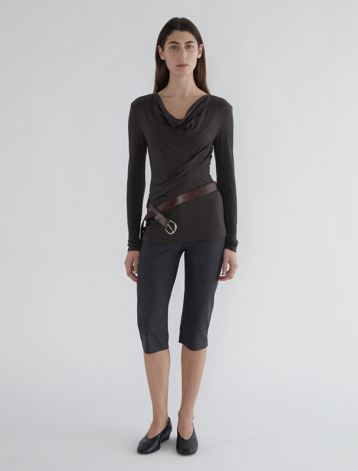 EMILIE-Brown belt with no holes, fastened using hidden snaps