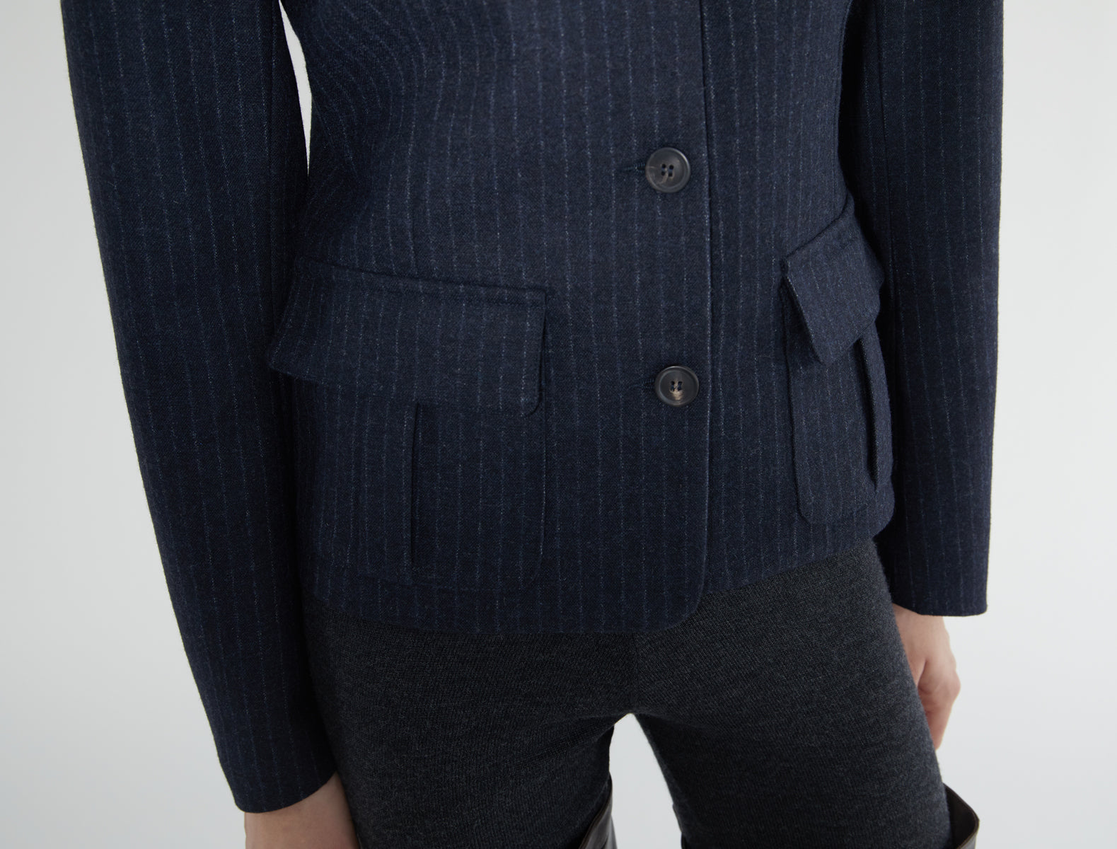 Mely fitted jacket tailored sleeves navy