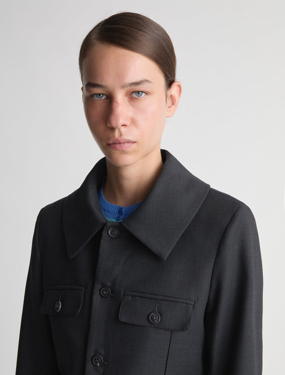 Zepel gris oscuro