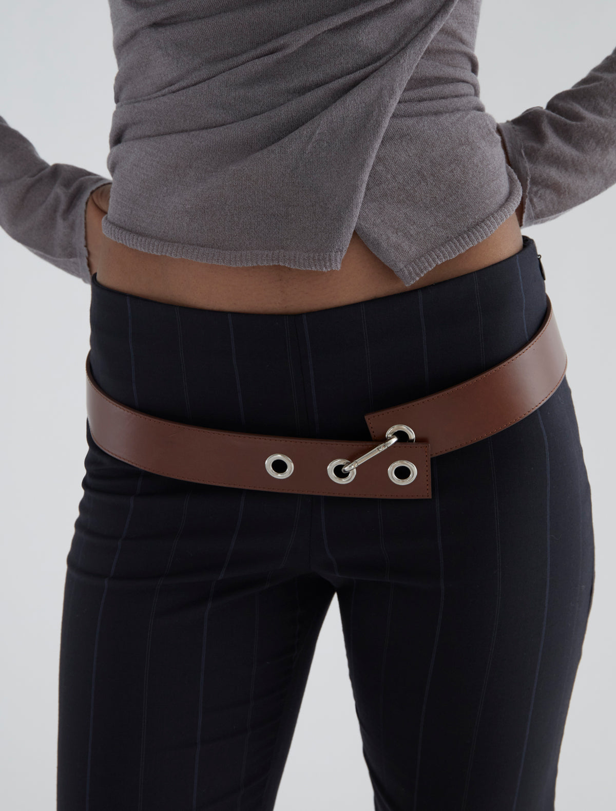 Hoop adjustable belt nickel metal eyelets carabiner lightbrown