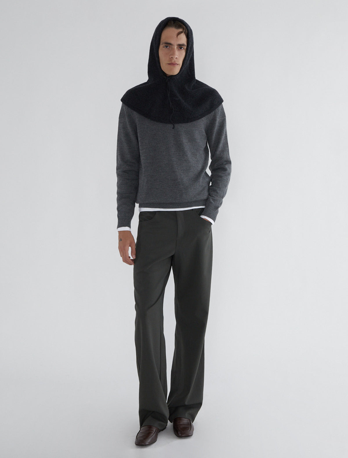 Lucia hood adjustable drawstring embroidery detail men grey