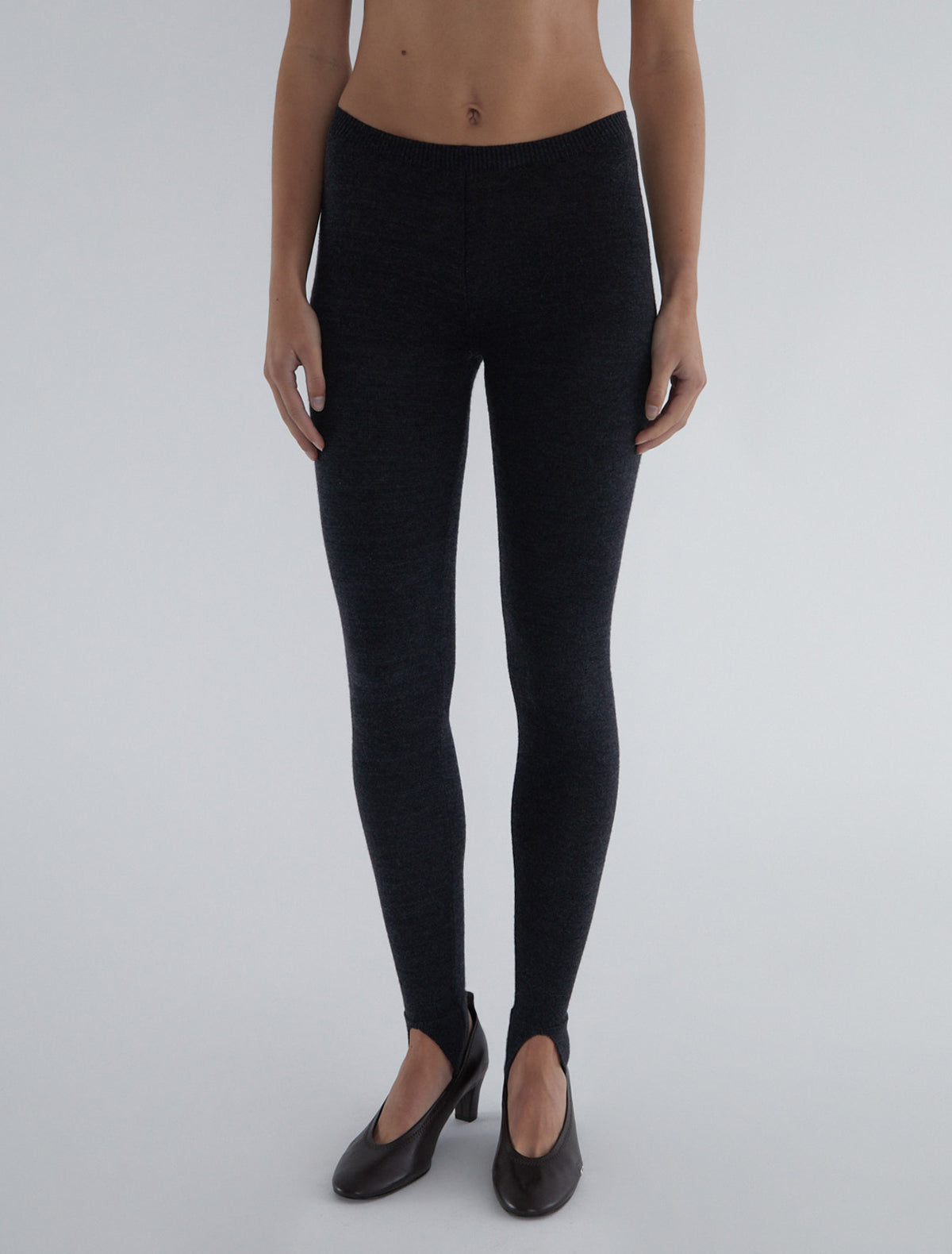 Gustava fuseau tricot pants wool grey