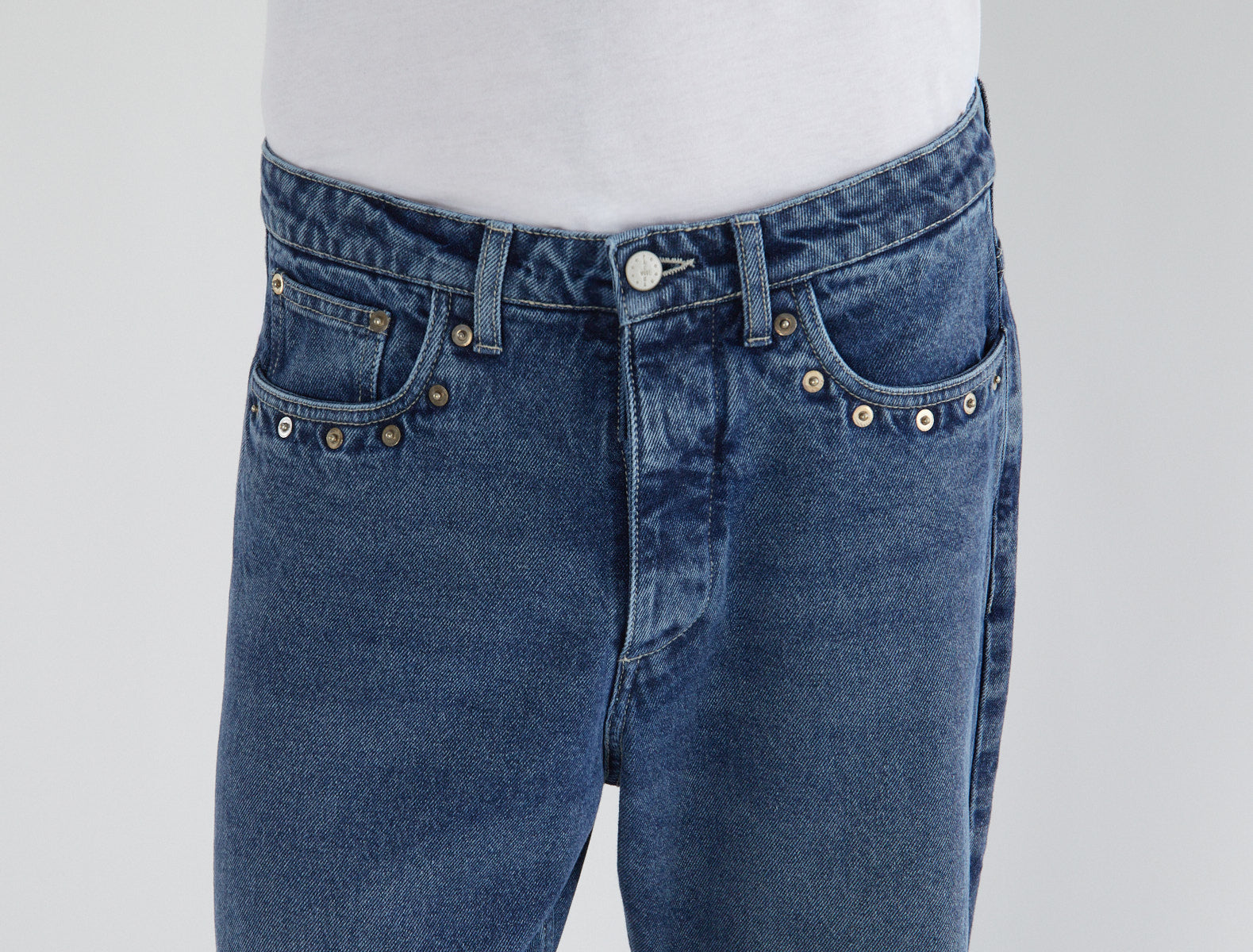 Crowd b studded men denim pants blue2025