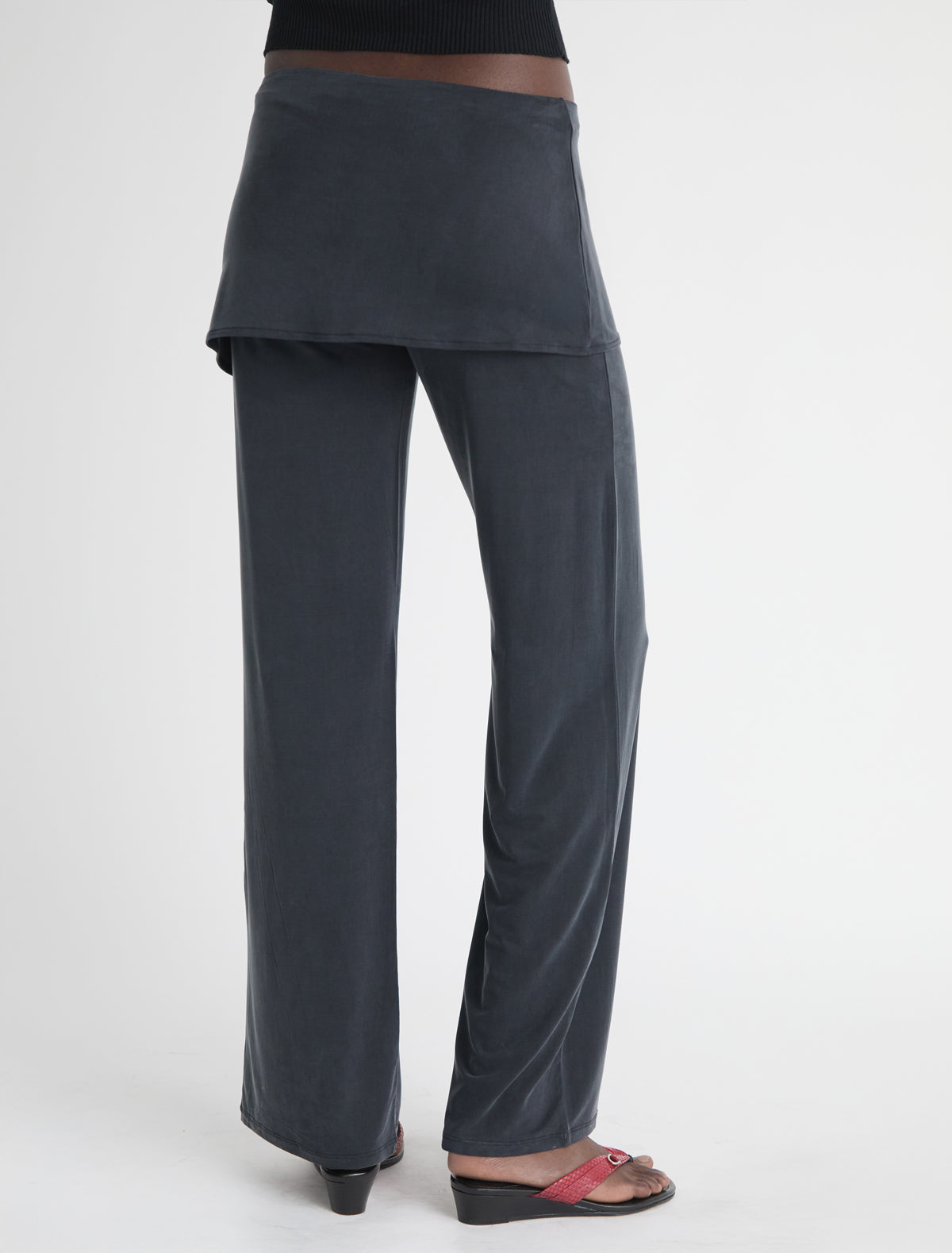 ALEXIA- Black stitched pants and mini-skirt piece – paloma wool