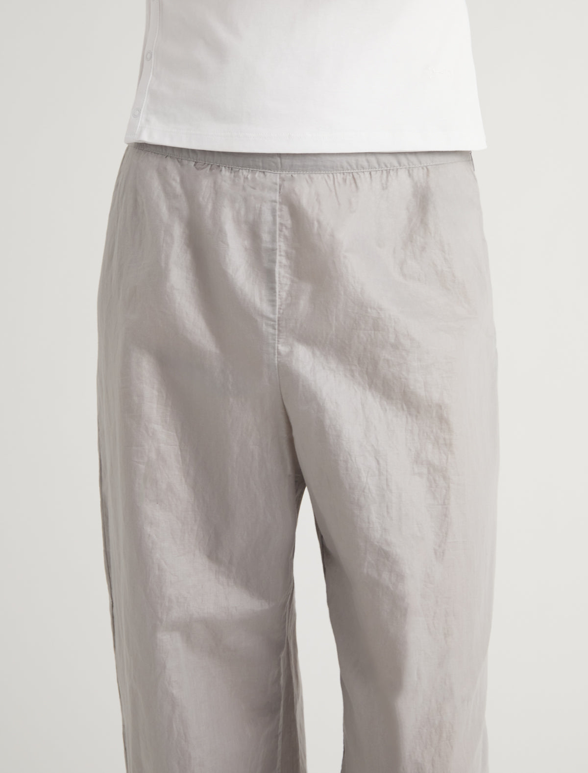 BOZA-Grey balloon-style pants made from fine cotton with a shiny