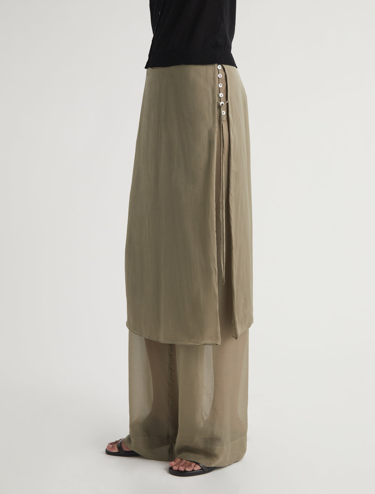 no 2481 / Low Silk Archive