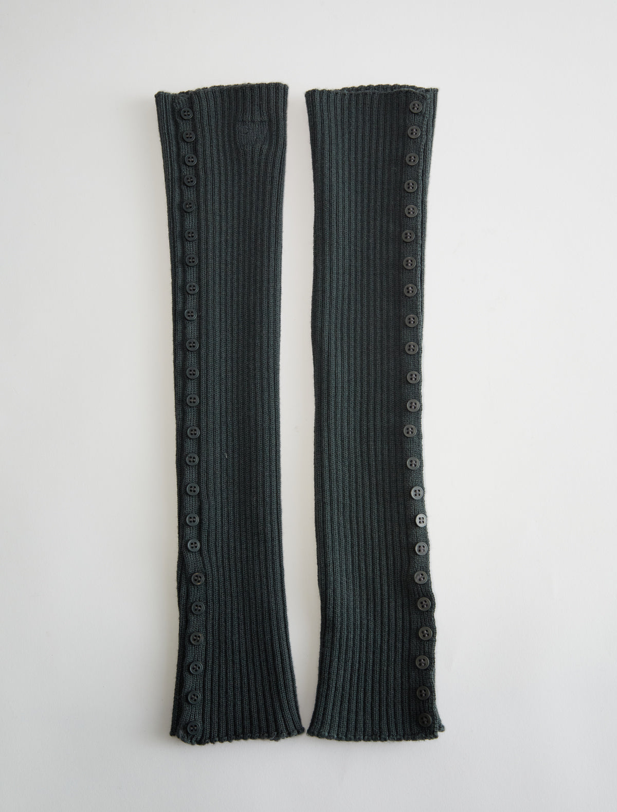 Prior knitted leg warmers buttons darkgreen