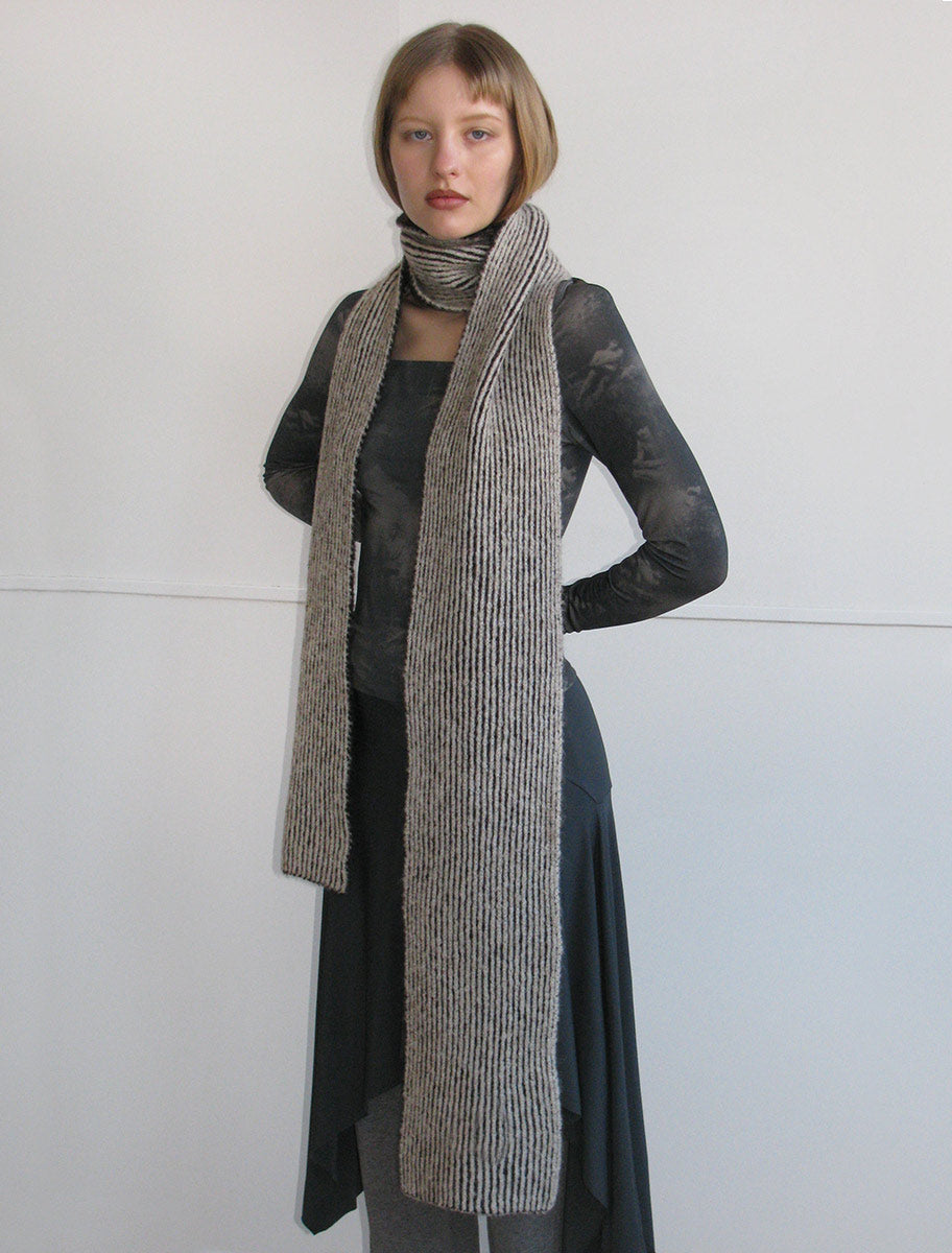 wool scarf grey
