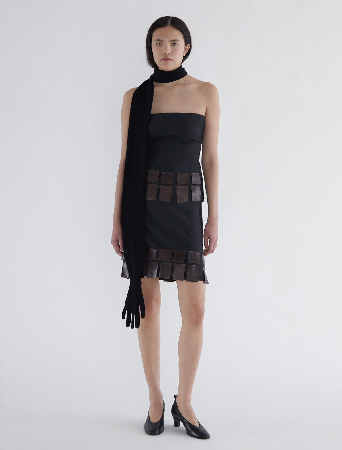 DIANA-Fitted tailoring bandeau top with leather flaps – paloma wool
