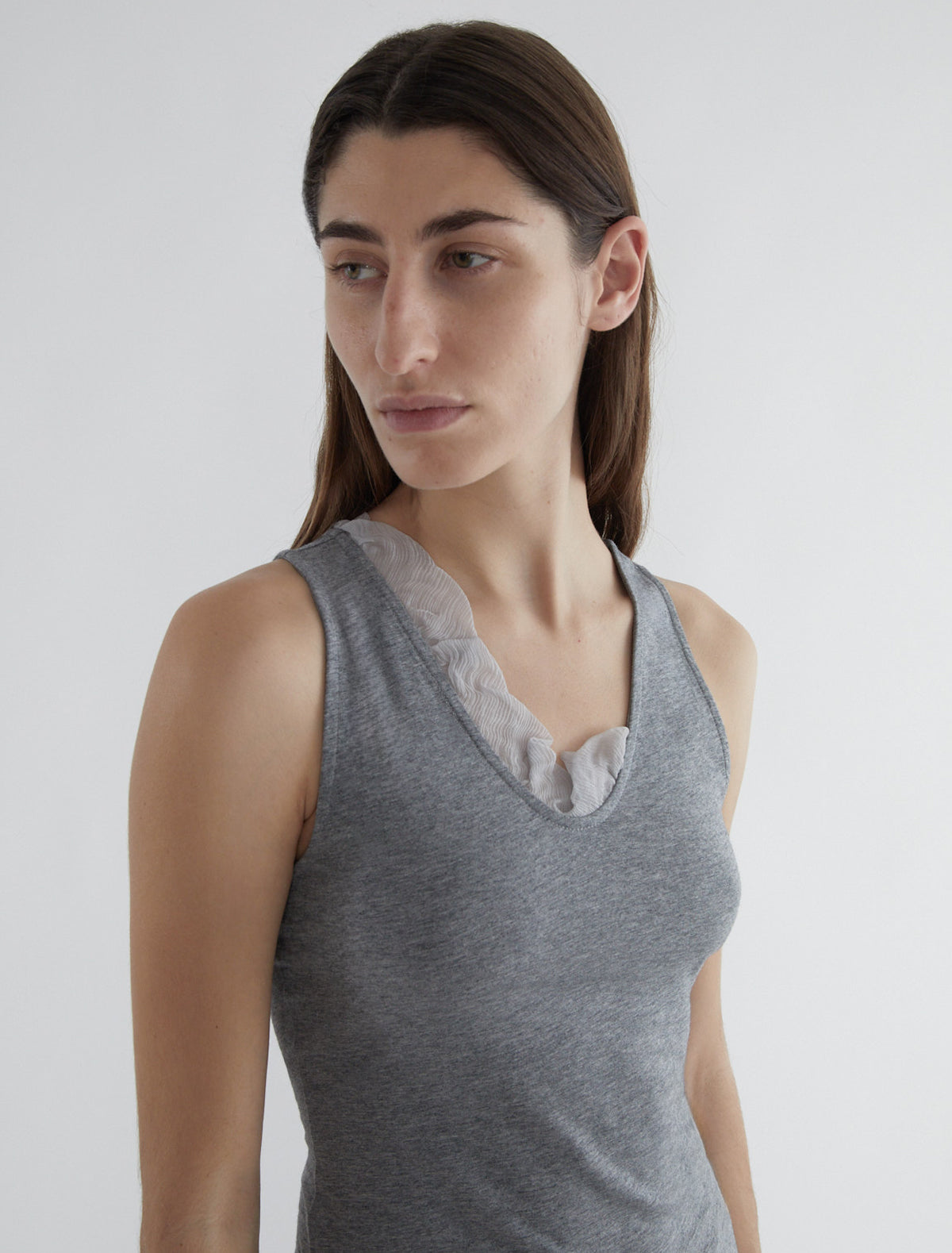 Jason tank top silk ruffle grey