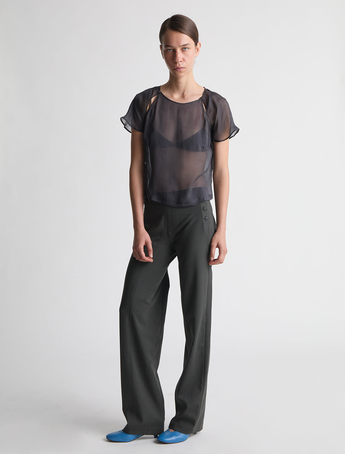 Lira short sleeve silk top side armhole openings grey