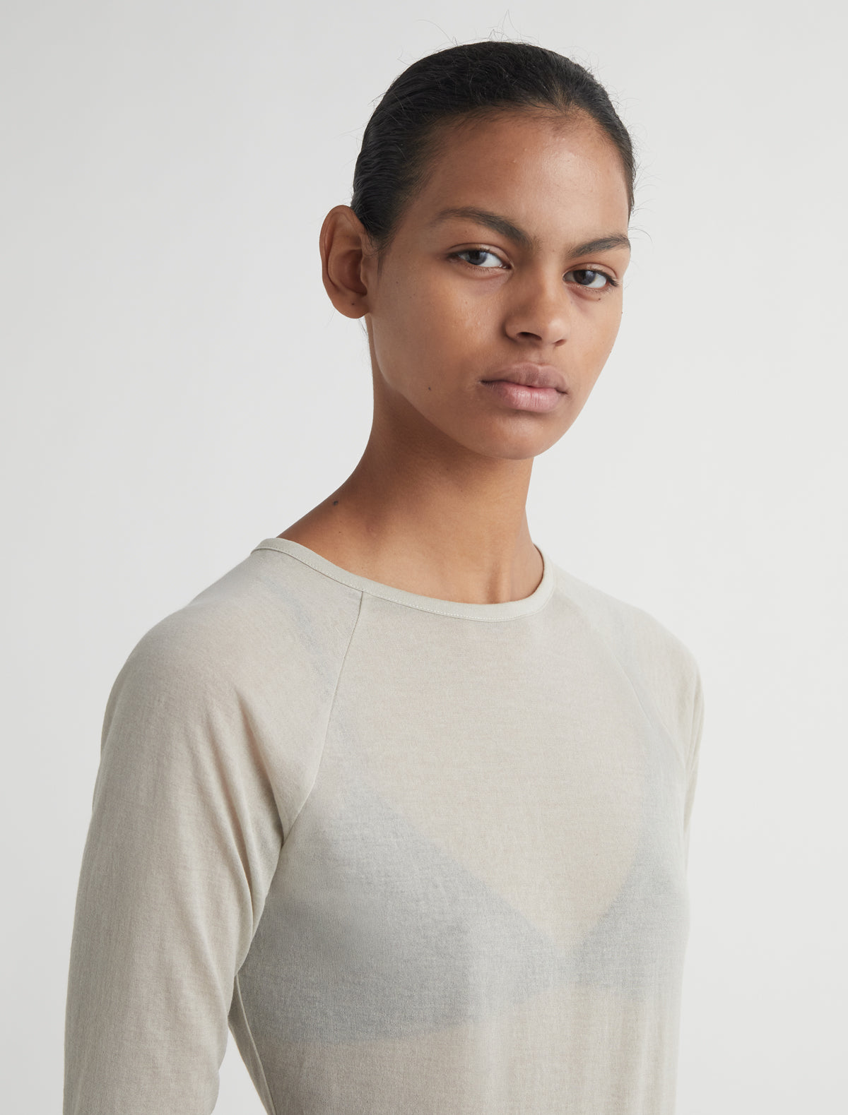 paloma wool シアートップス　フラワー PIA-Ecru elbow-length top crafted from lightweight fabric – paloma