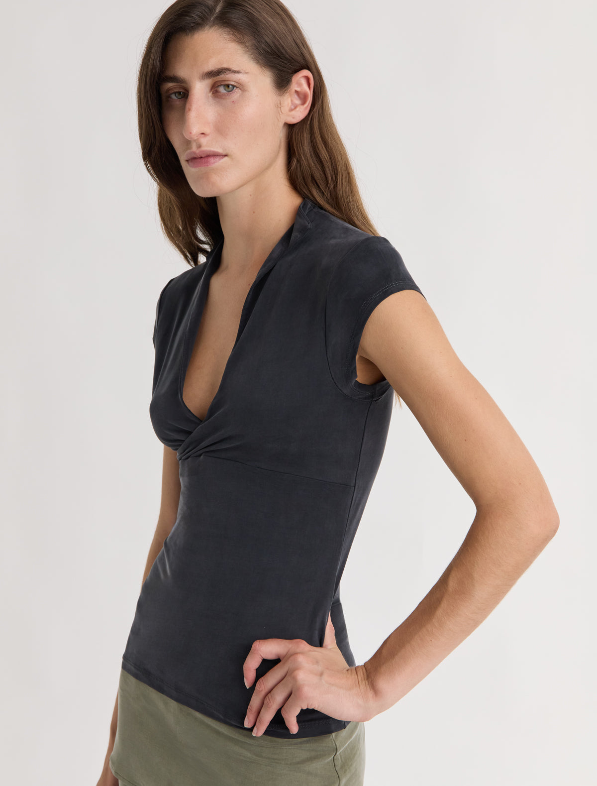 TIVEN-Negro – paloma wool