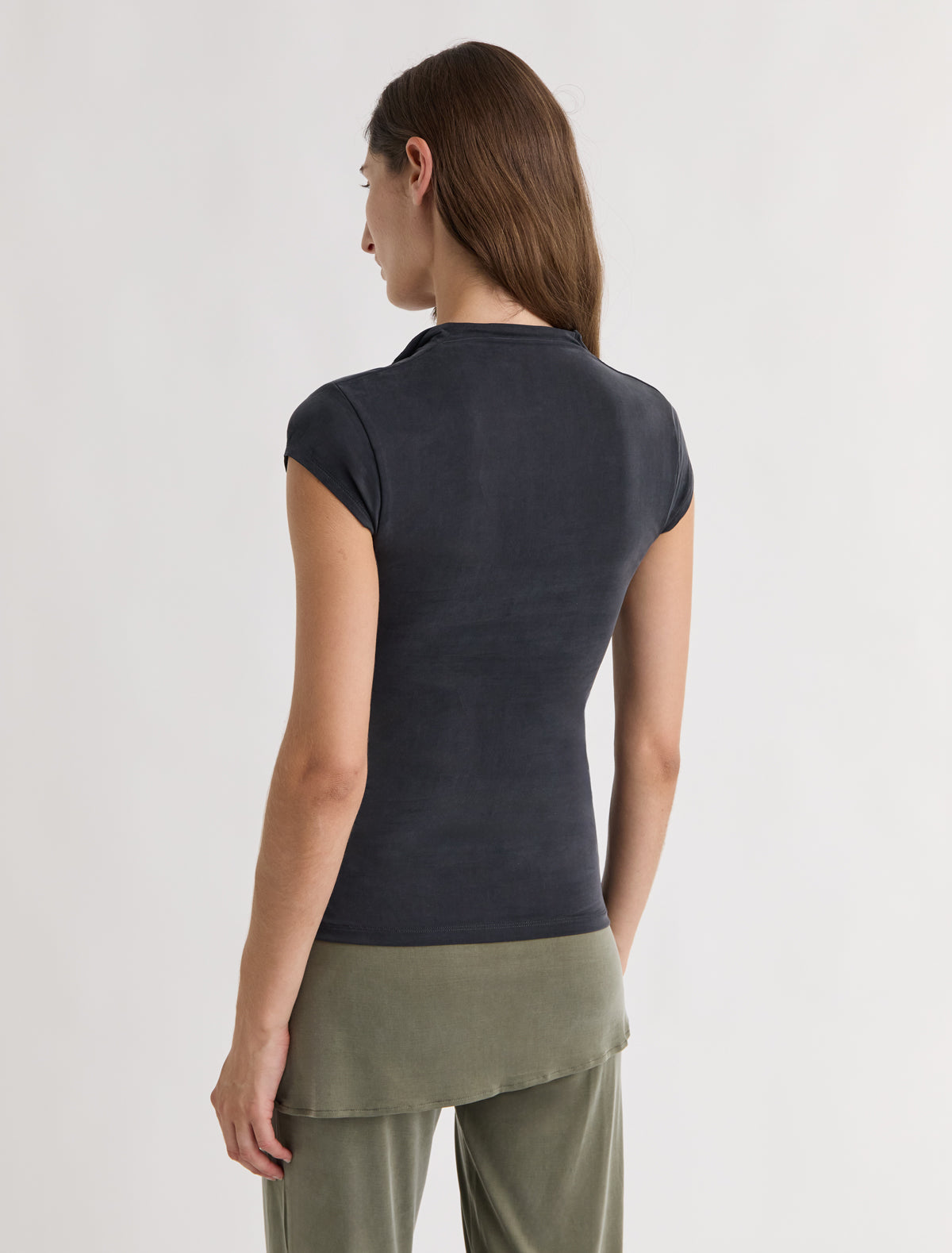 TIVEN-Negro – paloma wool