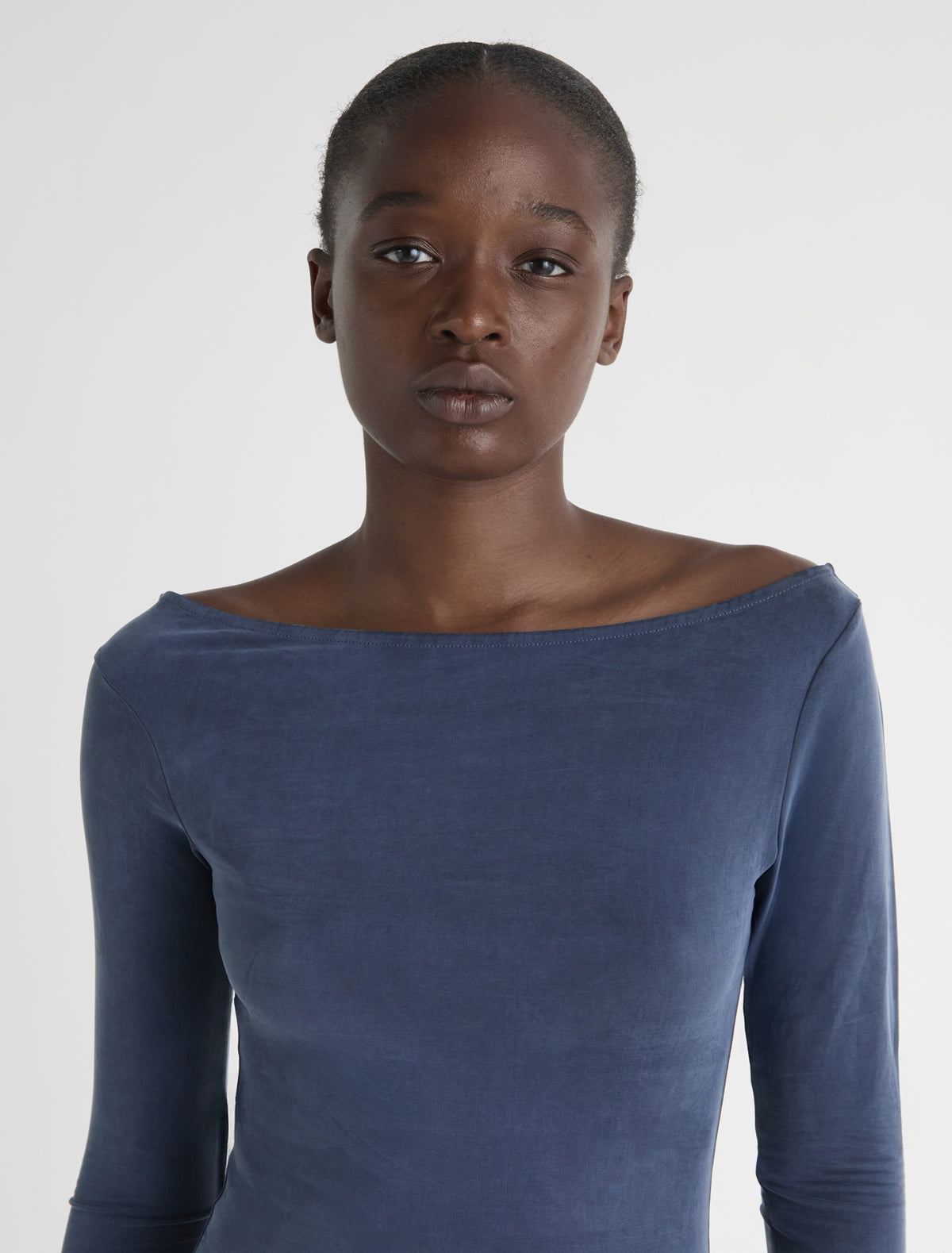 BENITO-Marino – paloma wool