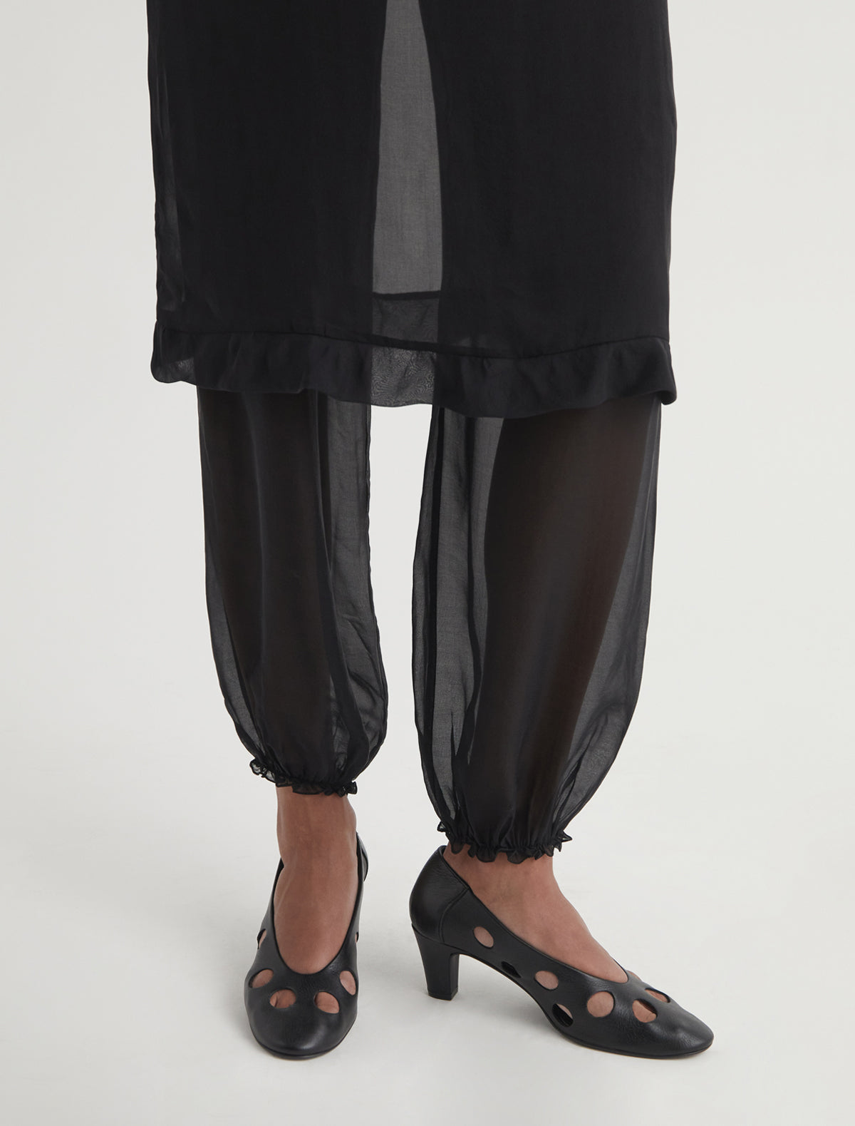 Uma dot pump perforated leather polka dot pattern black