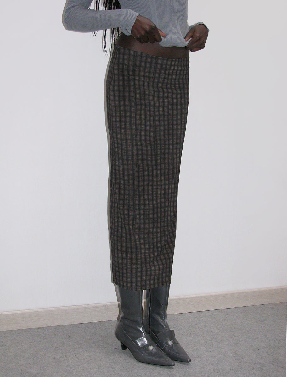 RAFF-Slightly sheer, long tube skirt in checkered print